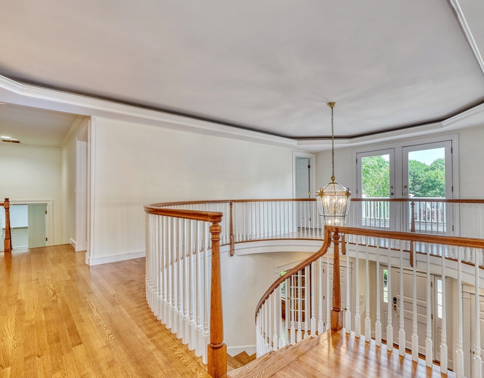 10 Garland Road Lincoln, MA 01773 - Photo 16 of 39 Gallery Image 16