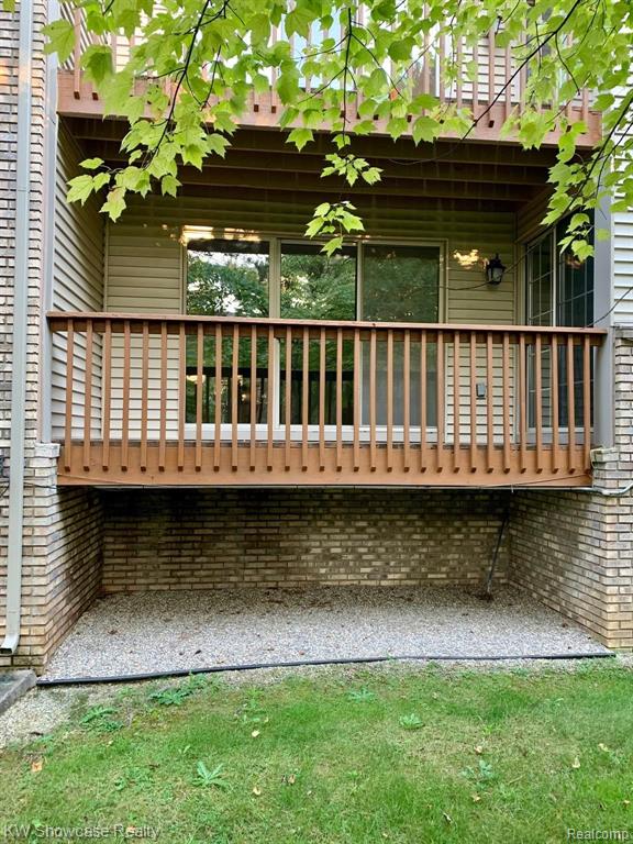 702 South Milford Road Milford, MI 48381 - Photo 29 of 43
