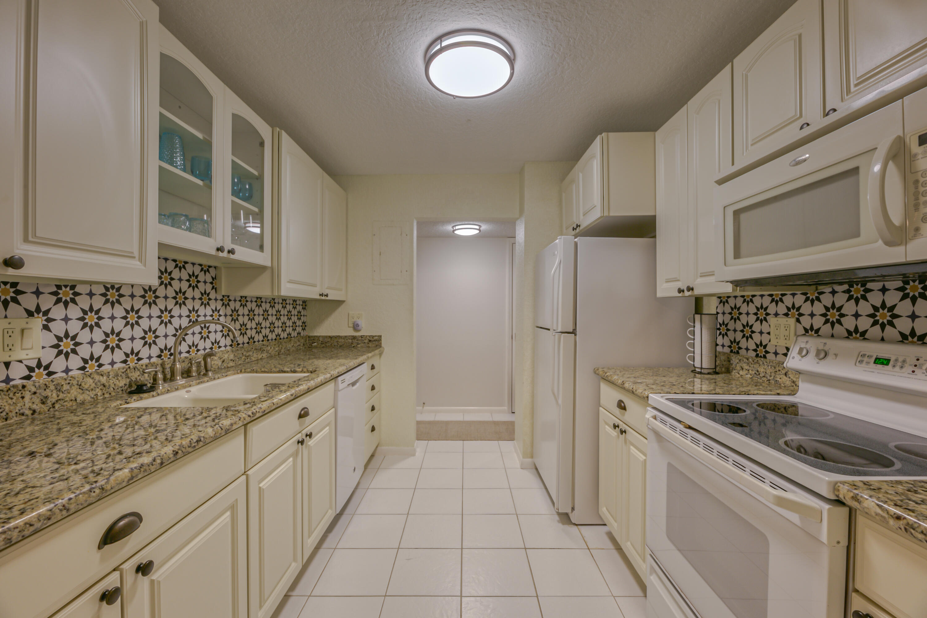 951 De Soto Road, Unit 127 Boca Raton, FL 33432 - Photo 13 of 40 kozak-20