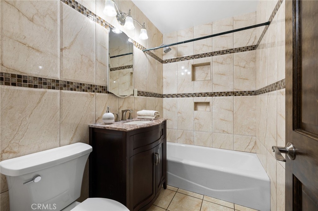 1413 Random Lane Duarte, CA 91010 - Photo 13 of 39 Bath 2