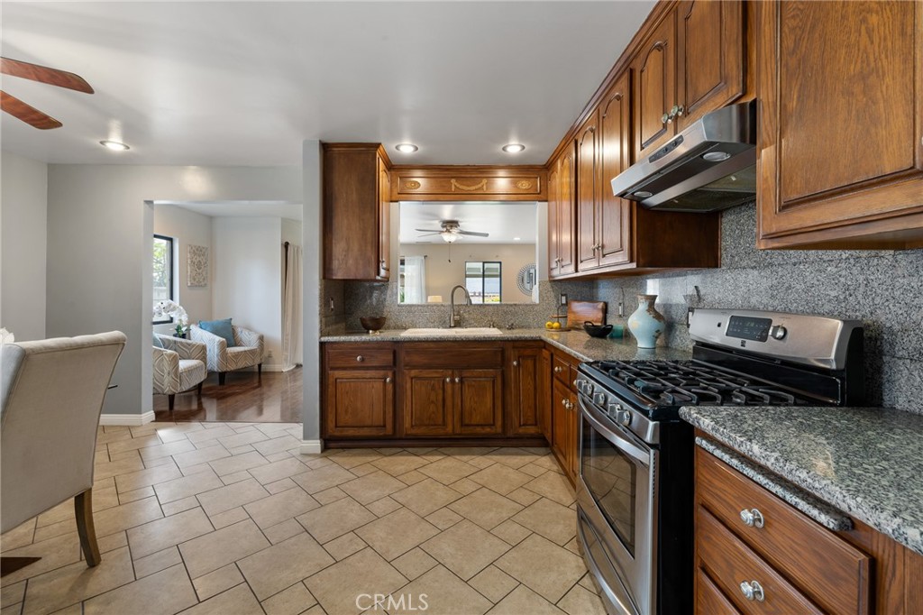 1413 Random Lane Duarte, CA 91010 - Photo 15 of 39