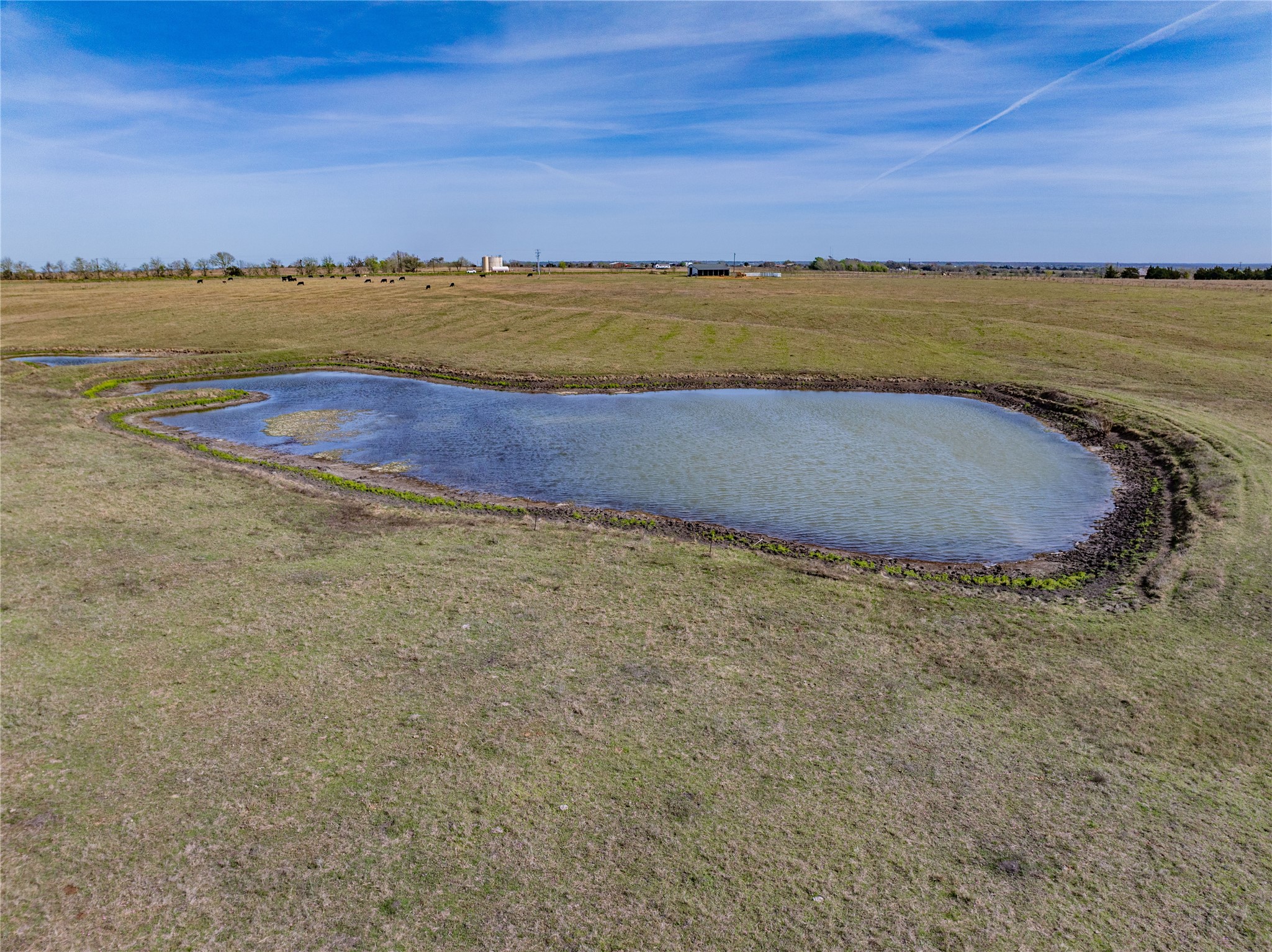 555 Knape Road La Grange, TX 78945 - Photo 12 of 28 a view of an ocean and beach