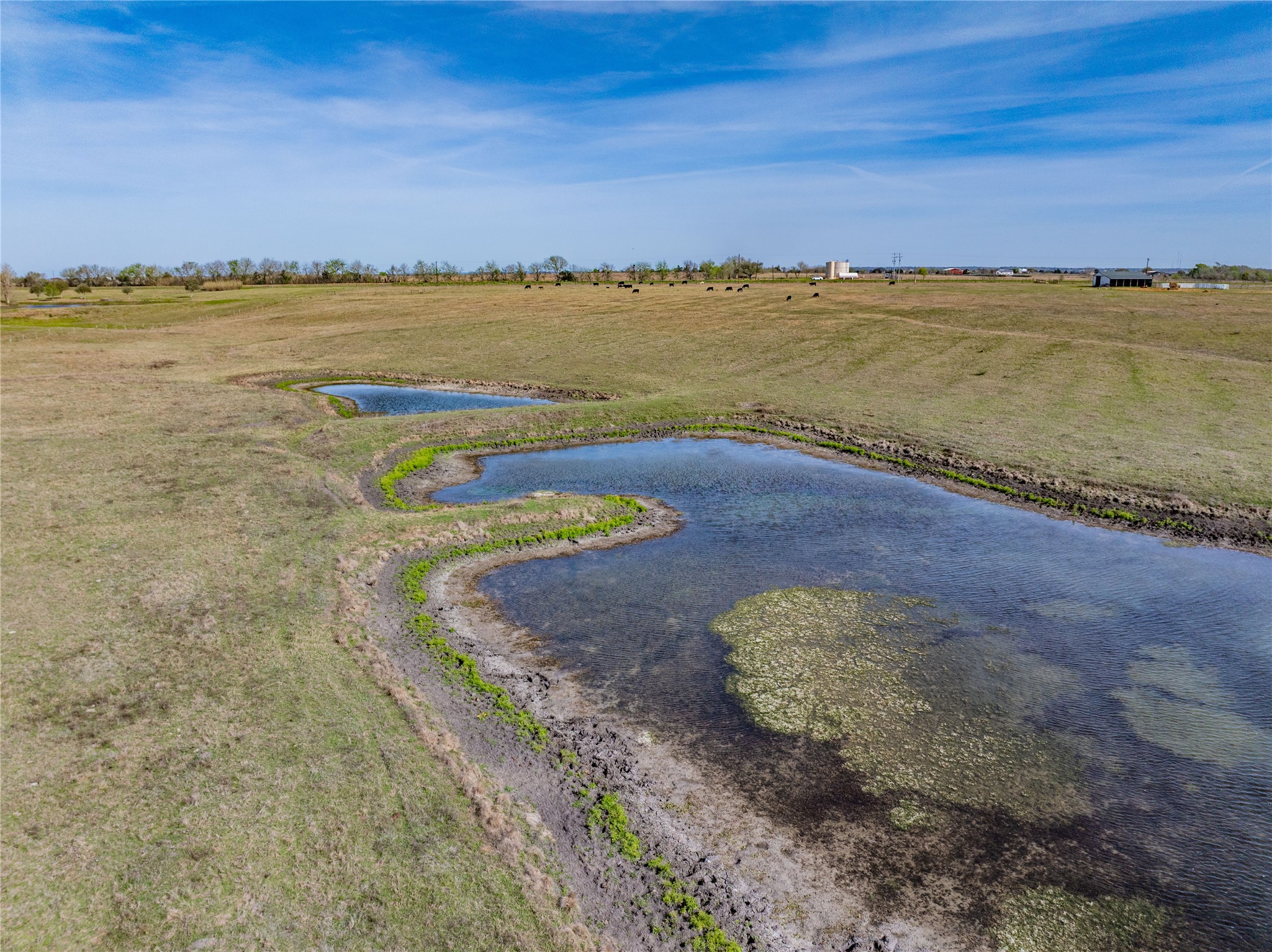 555 Knape Road La Grange, TX 78945 - Photo 13 of 28 a view of an ocean and beach