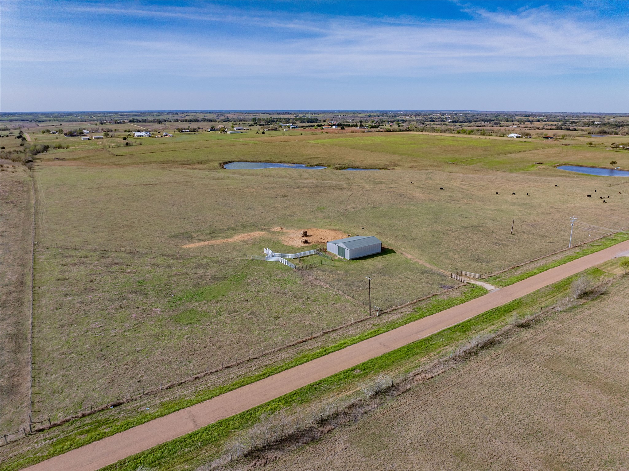 555 Knape Road La Grange, TX 78945 - Photo 26 of 28 a view of an ocean and beach