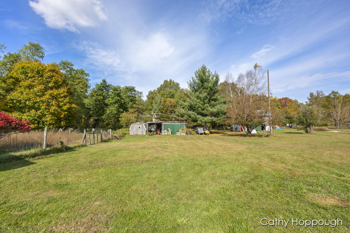 6121 Schaeffer Road Ionia, MI 48846 - Photo 27 of 37 IMG_1026