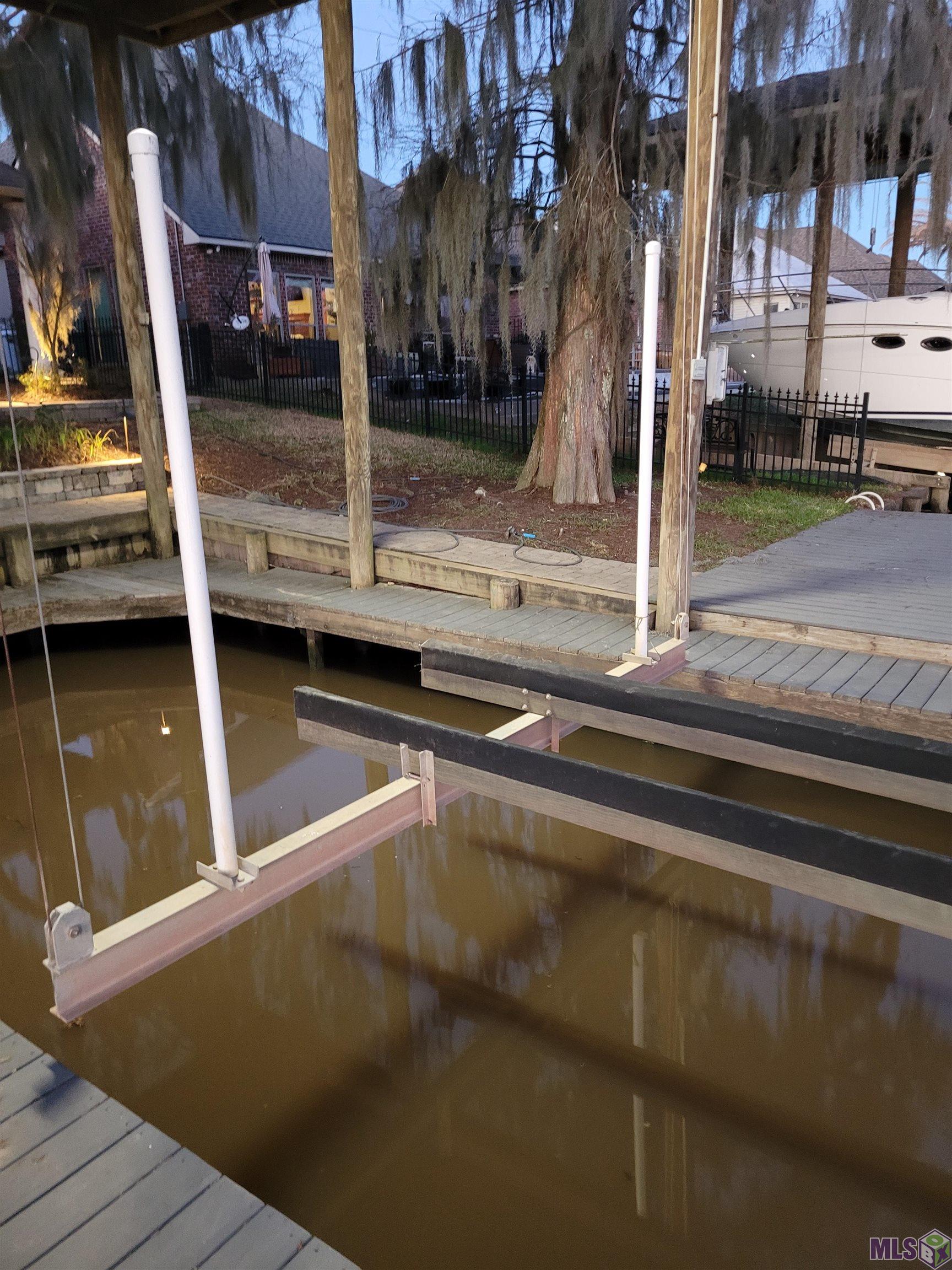 21115 Waterfront E Drive Maurepas, LA 70449 - Photo 29 of 34