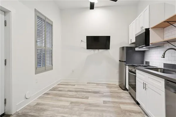 $1,600 | 1013 Race Street, Unit 1B, New Orleans, LA 70130