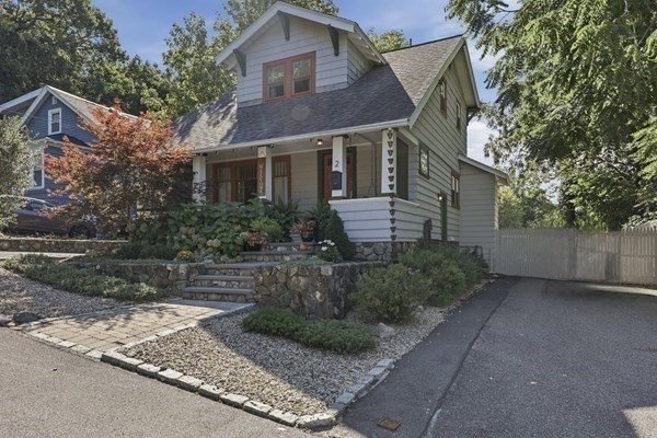 2 Winnipeg Street Worcester, MA 01607 - Photo 3 of 38 Gallery Image 3