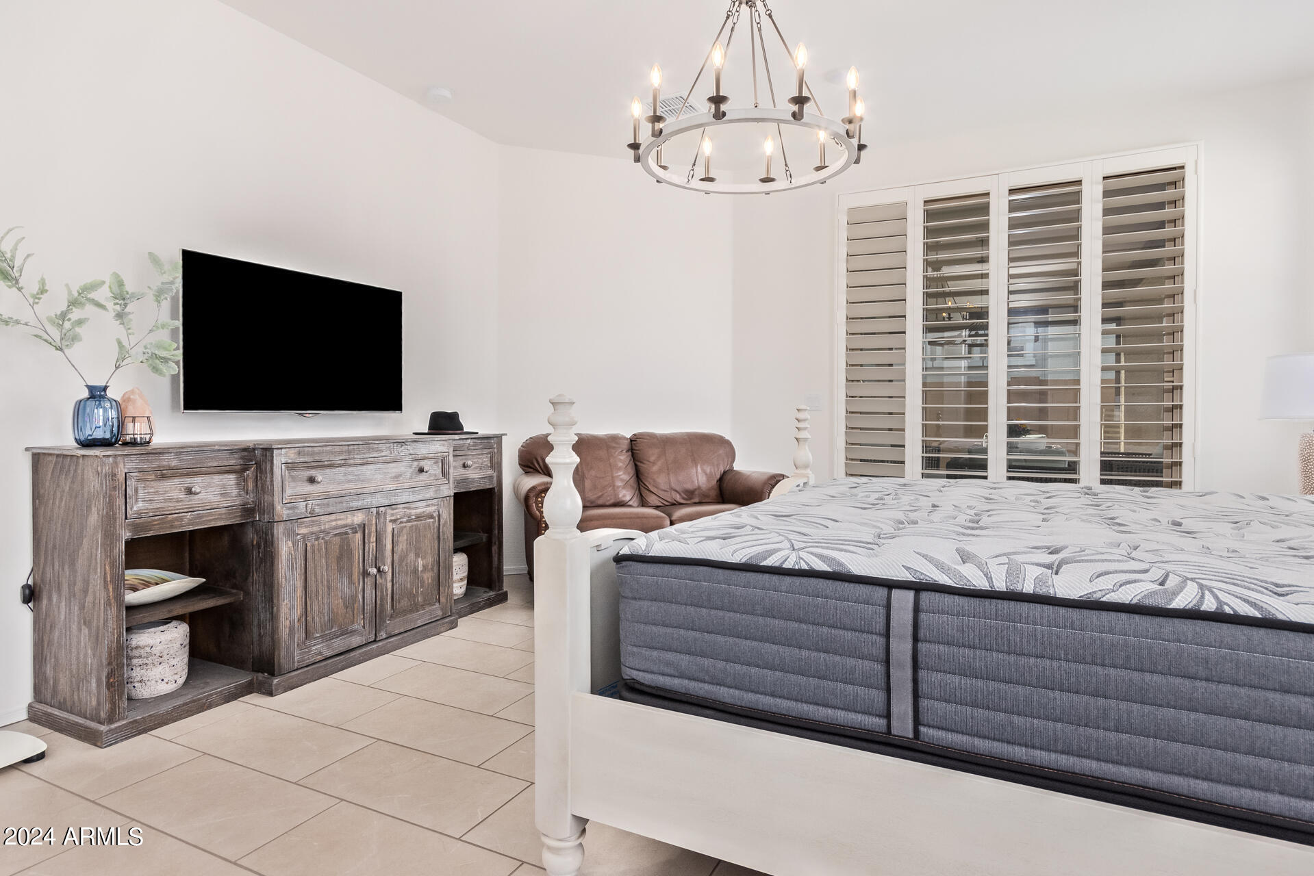 14370 West Hearn Road Surprise, AZ 85379 - Photo 16 of 58 0015-15 - Hearn 14370