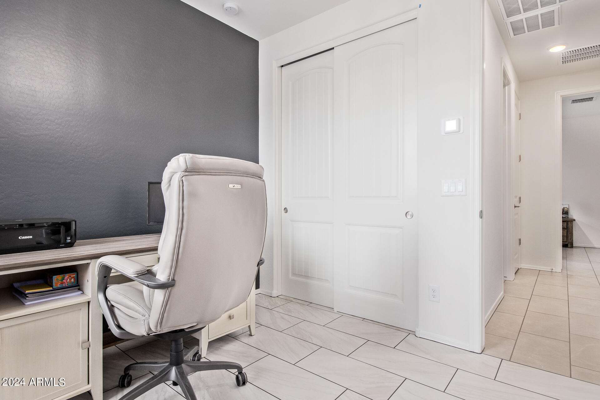 14370 West Hearn Road Surprise, AZ 85379 - Photo 26 of 58 0025-25 - Hearn 14370