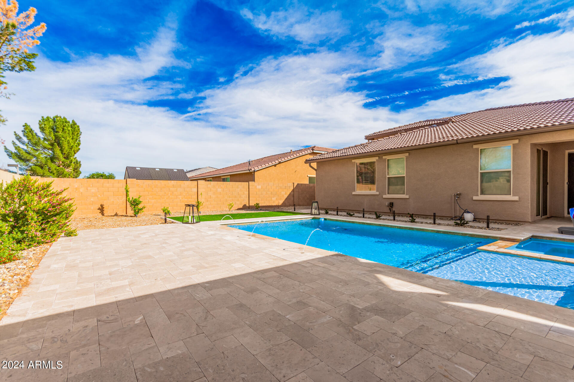 14370 West Hearn Road Surprise, AZ 85379 - Photo 47 of 58 0044-44 - Hearn 14370