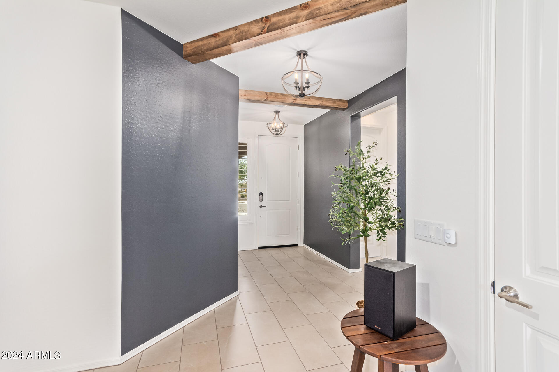 14370 West Hearn Road Surprise, AZ 85379 - Photo 7 of 58 0006-06 - Hearn 14370