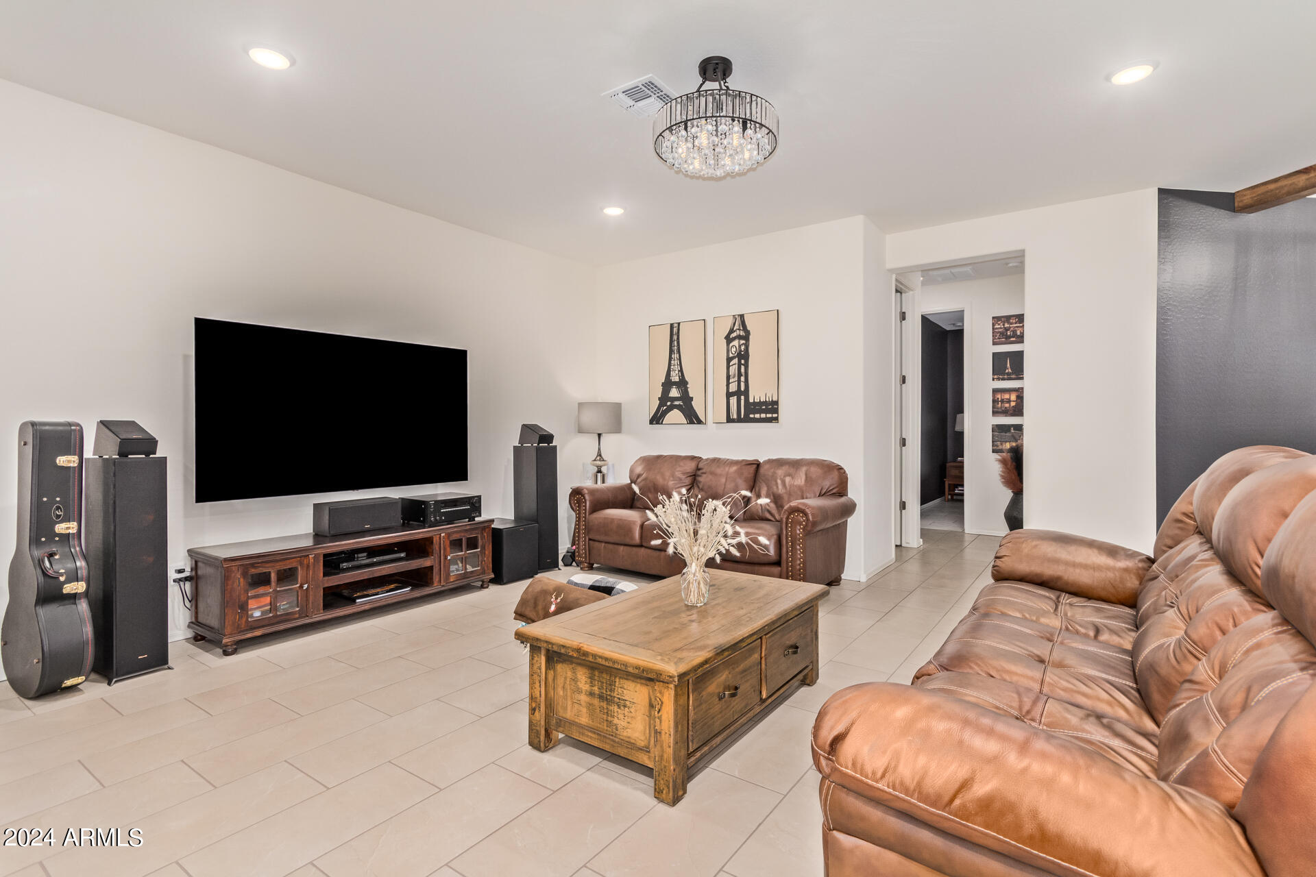 14370 West Hearn Road Surprise, AZ 85379 - Photo 9 of 58 0008-08 - Hearn 14370