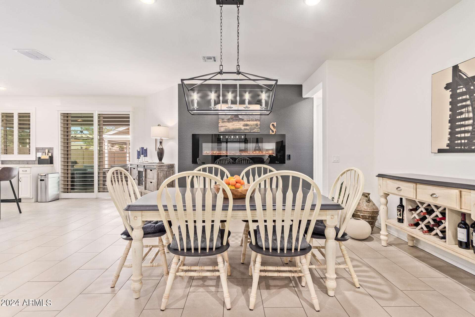 14370 West Hearn Road Surprise, AZ 85379 - Photo 10 of 58 0009-09 - Hearn 14370