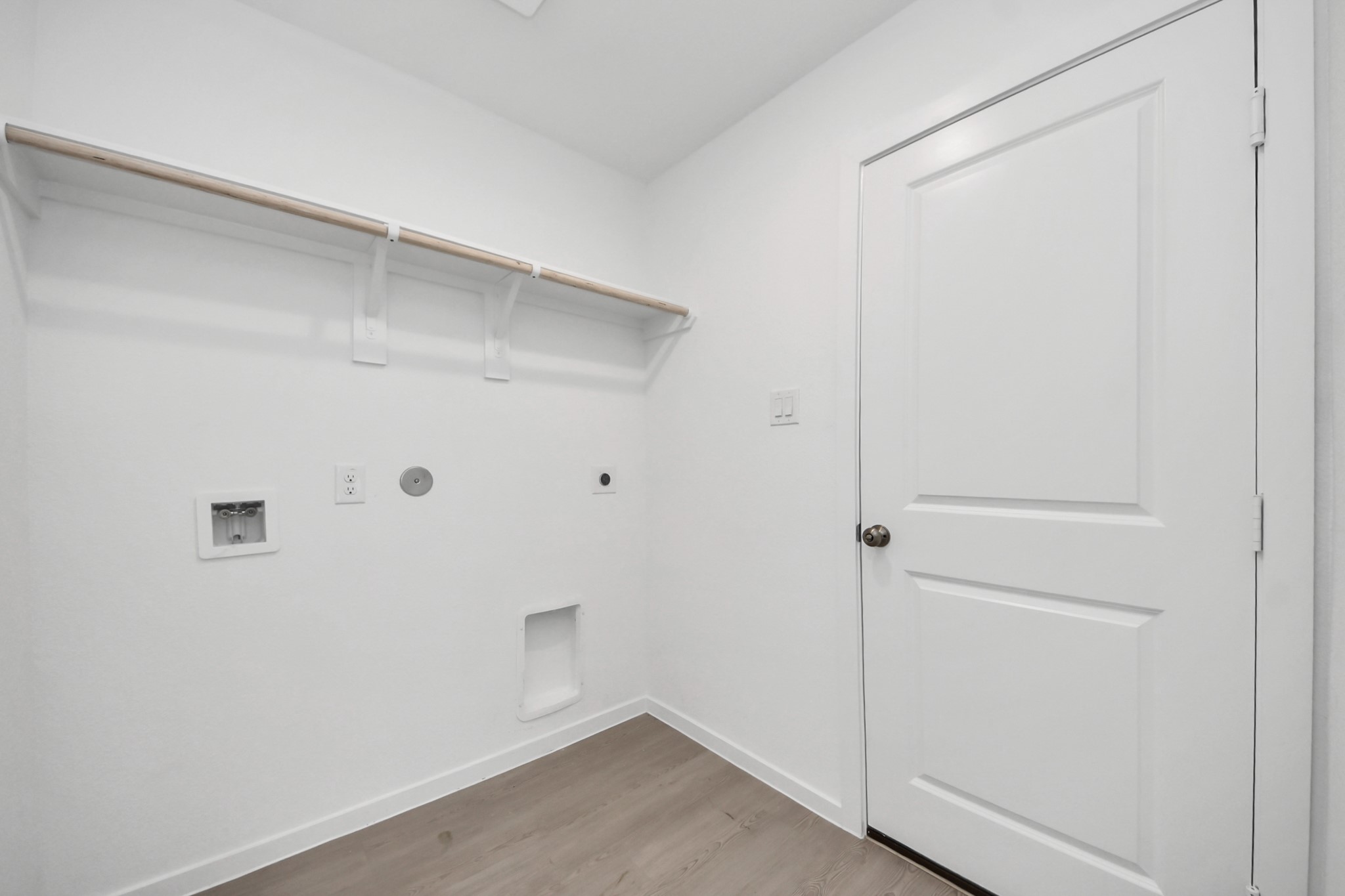 7730 Lavender Jade Drive Rosharon, TX 77583 - Photo 6 of 45 a view of an empty room