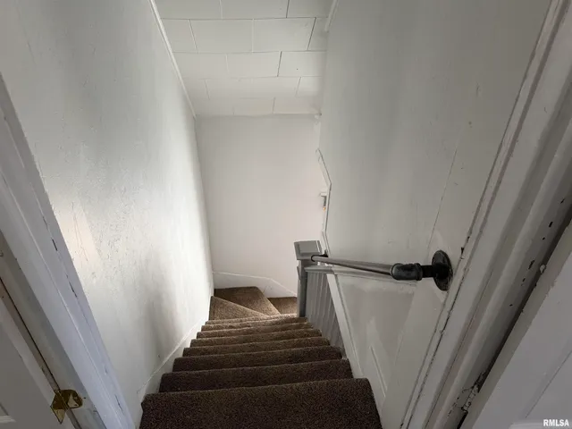 $67,000 | 2028 East Monroe Street, Springfield, IL 62703