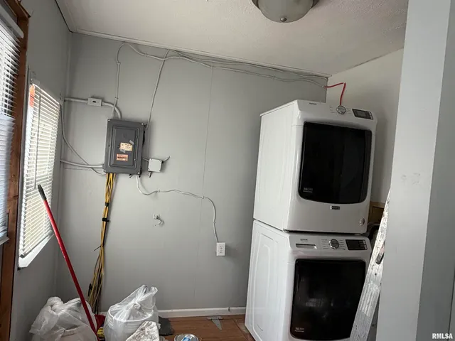 $67,000 | 2028 East Monroe Street, Springfield, IL 62703