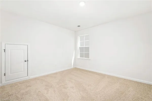 $385,890 | 3017 Middle Creek Lane, Greensboro, NC 27405