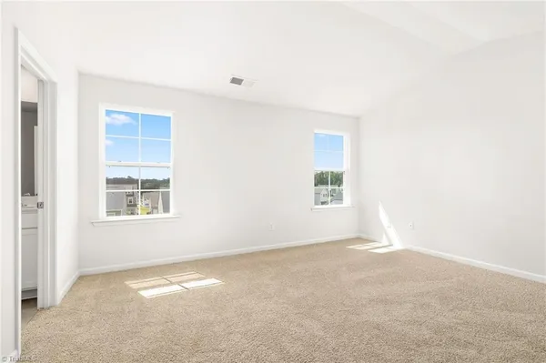 $385,890 | 3017 Middle Creek Lane, Greensboro, NC 27405