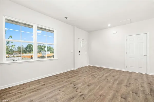 $385,890 | 3017 Middle Creek Lane, Greensboro, NC 27405