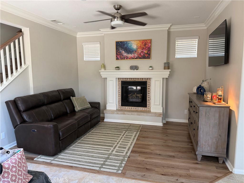 6 Snapdragon Street Ladera Ranch, CA 92694 - Photo 5 of 39 Living Room