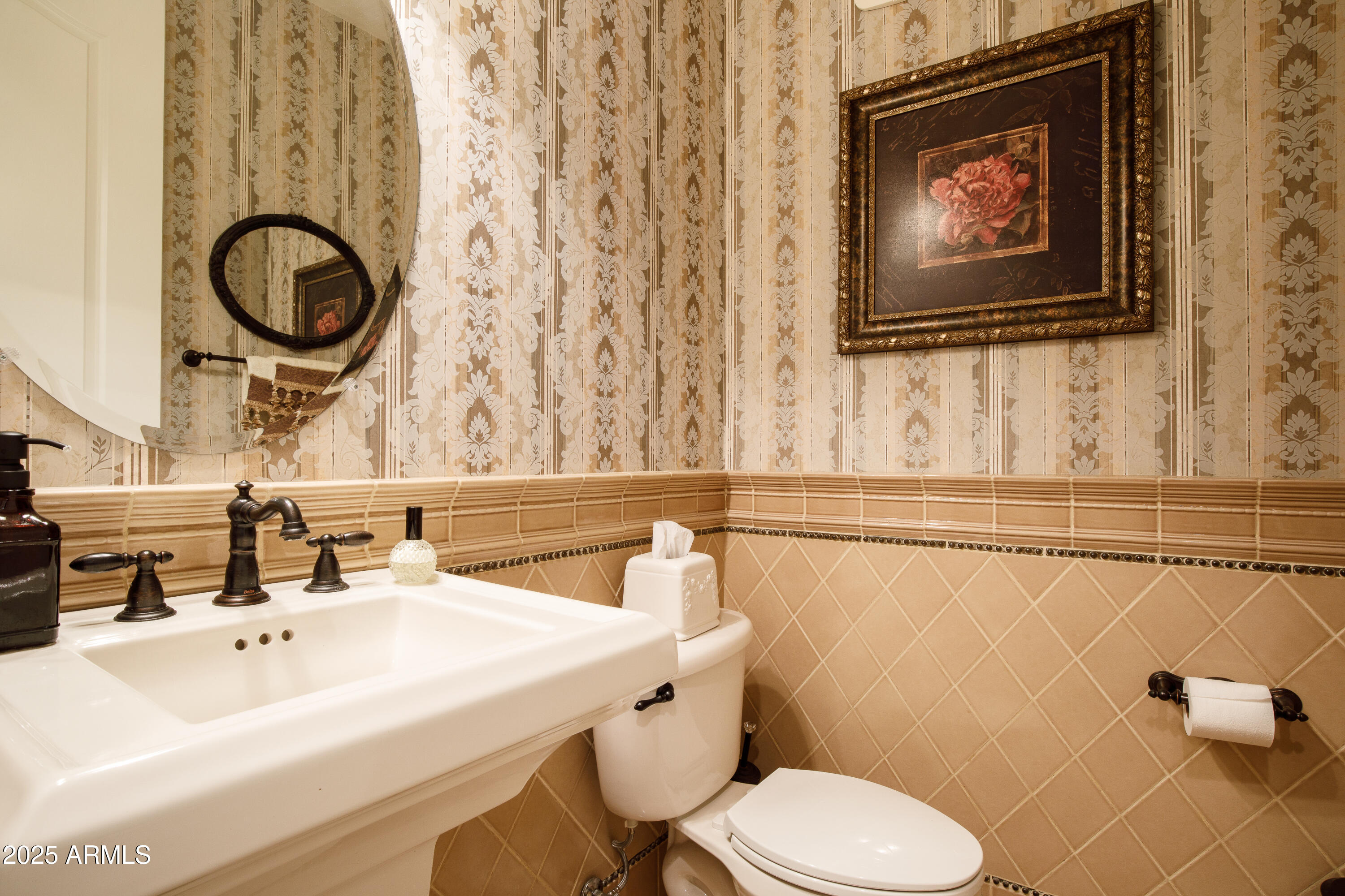 2450 East Roma Avenue, Unit 8 Phoenix, AZ 85016 - Photo 21 of 33 a bathroom with a sink and a mirror