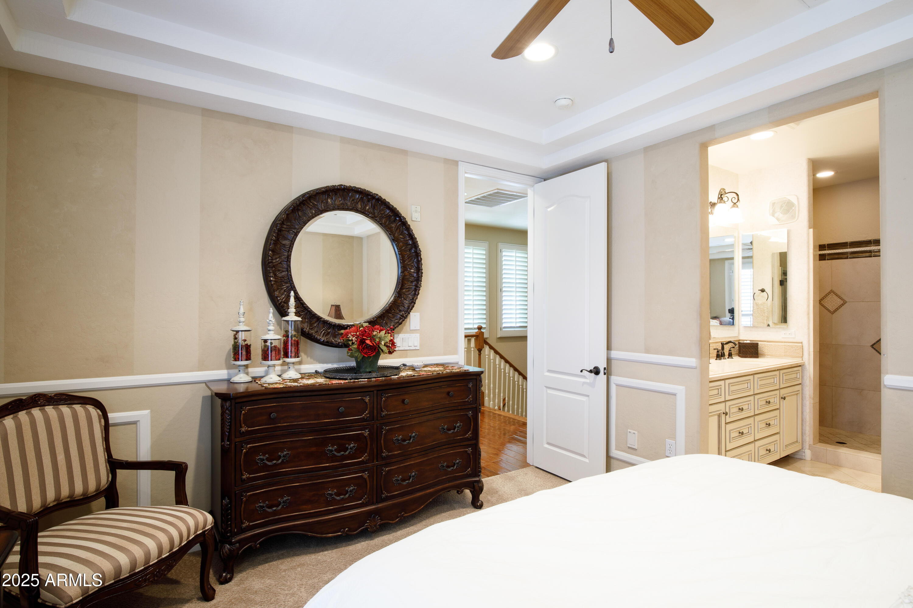 2450 East Roma Avenue, Unit 8 Phoenix, AZ 85016 - Photo 23 of 33 a bedroom with a bed and a dresser