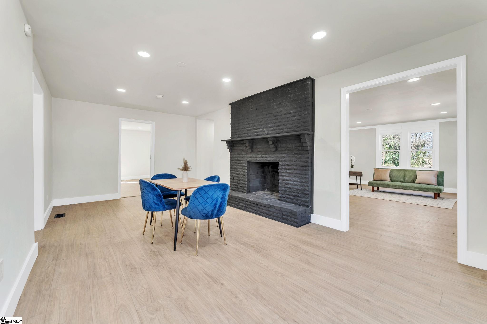 805 West Fairview Avenue Gaffney, SC 29341 - Photo 4 of 12