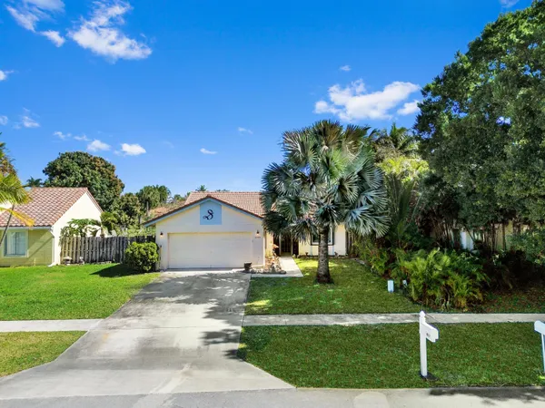 $449,900 | 6277 Country Fair Circle, Boynton Beach, FL 33437