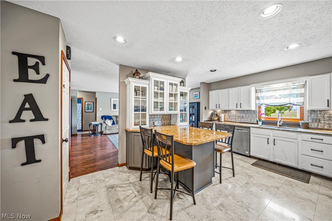 9257 Bechtel Road Elyria, OH 44035 - Photo 14 of 38 Gallery Image 14