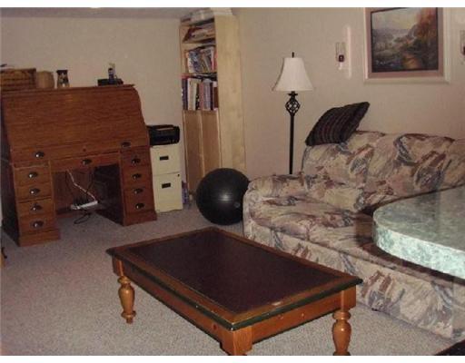 117 Ajit Road Friedens, PA 15541 - Photo 13 of 18 Family Room.