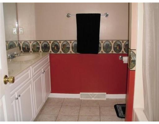 117 Ajit Road Friedens, PA 15541 - Photo 18 of 18 Full Bath.