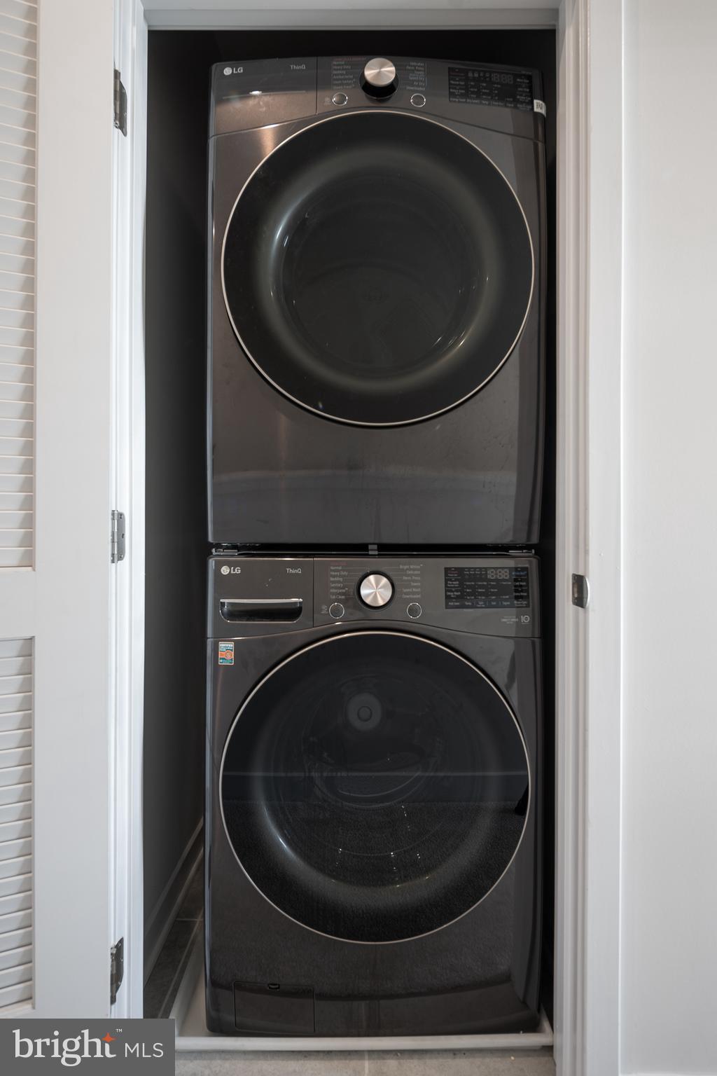 1920 Four Roses Street Baltimore, MD 21222 - Photo 22 of 37 a close up view of a washer and dryer
