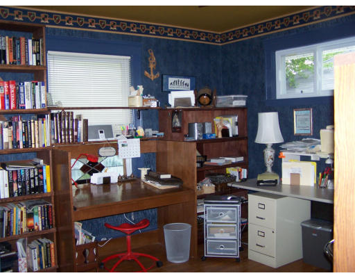 33 Algonquin Road Quincy, MA 02169 - Photo 12 of 19 Gallery Image 12