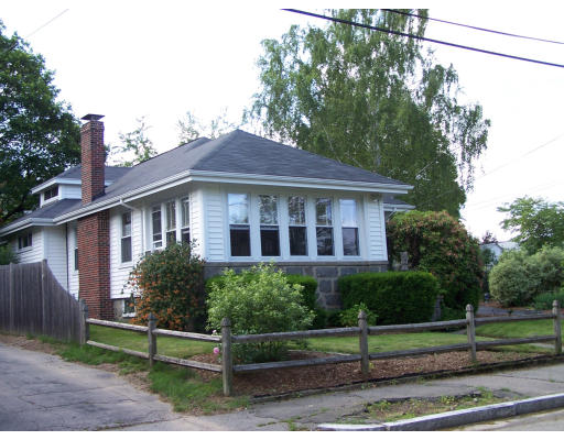 33 Algonquin Road Quincy, MA 02169 - Photo 2 of 19 Gallery Image 2