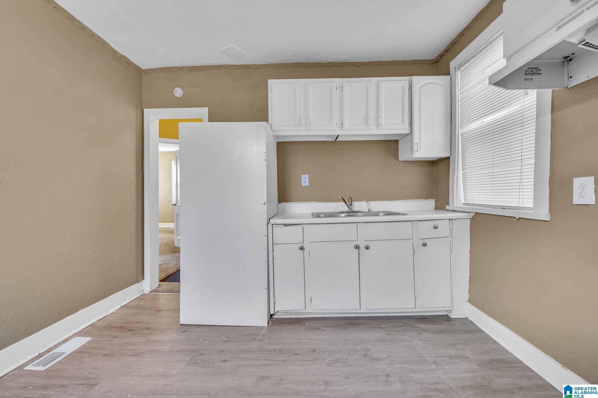 227 South Park Road Southwest Birmingham, AL 35211 - Photo 11 of 16