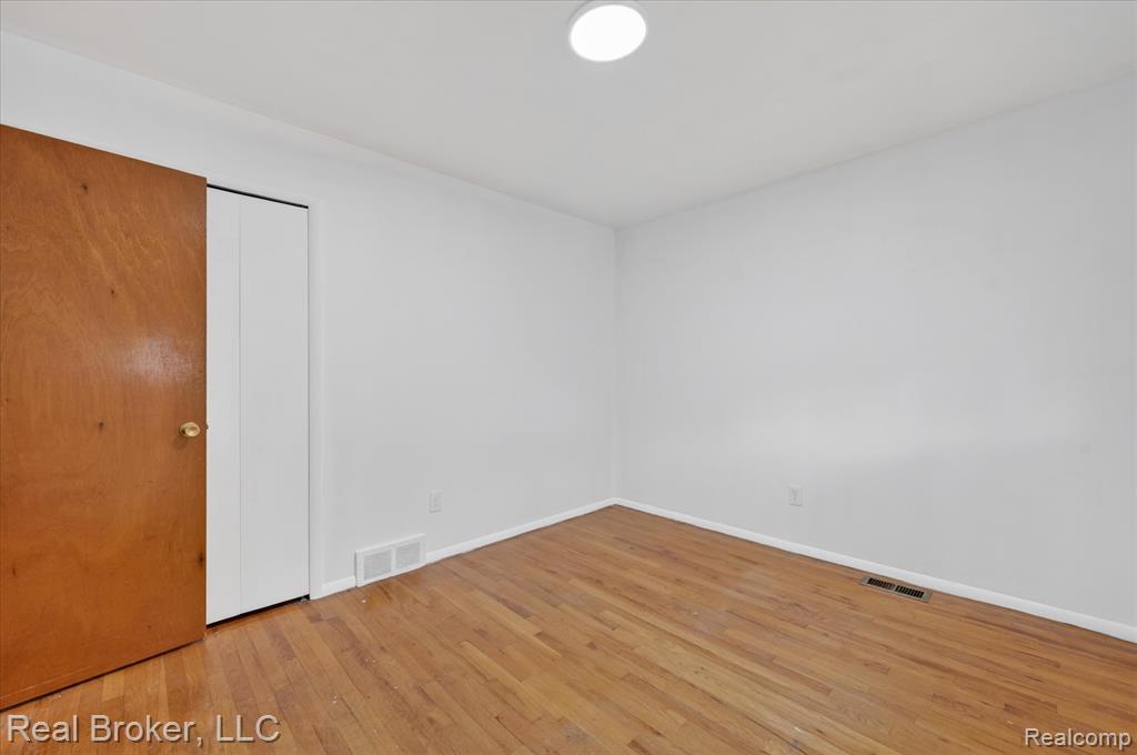 29630 Joy Road Livonia, MI 48150 - Photo 26 of 55 Gallery Image 26