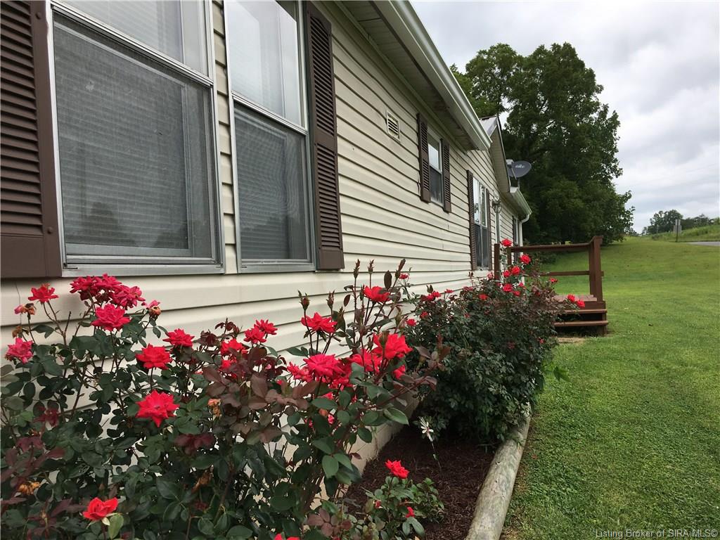 10990 Malinee Ott Road Georgetown, IN 47122 - Photo 5 of 30