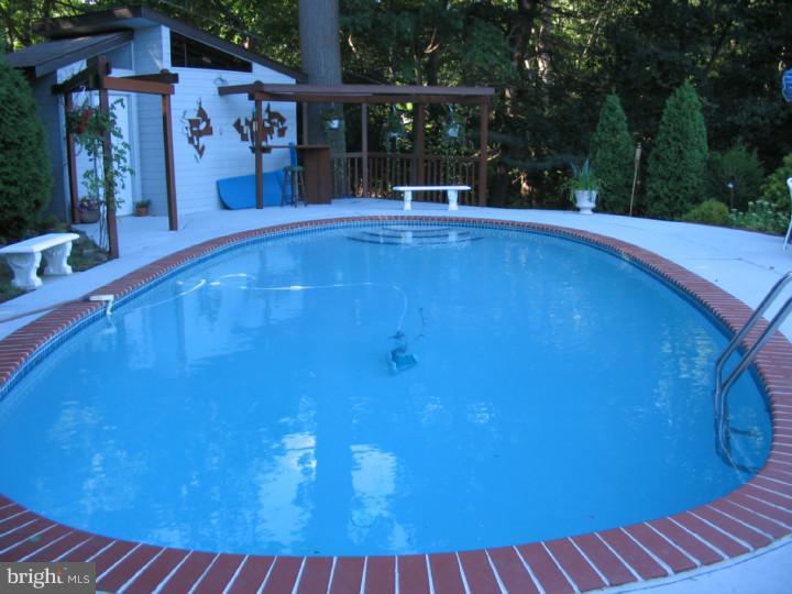 972 Irvin Road Huntingdon Valley, PA 19006 - Photo 22 of 25