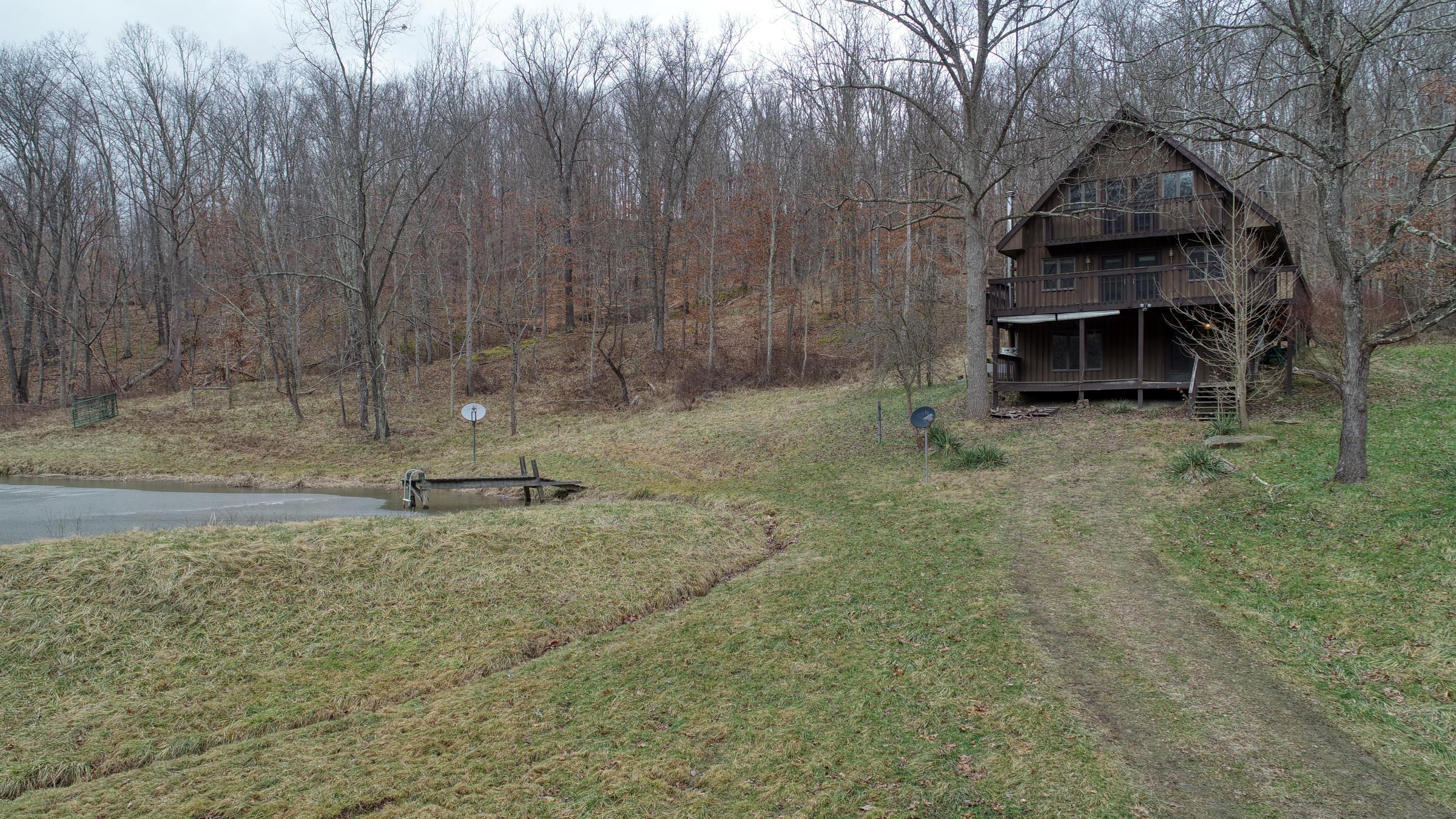 65272 Wolfs Den Road Cambridge, OH 43725 - Photo 6 of 33