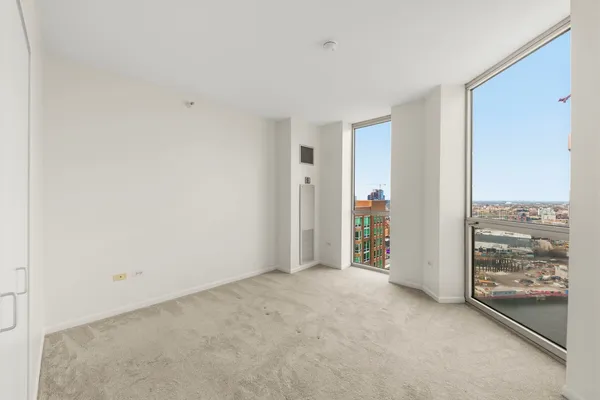 $524,999 | 645 North Kingsbury Street, Unit 2202, Chicago, IL 60654