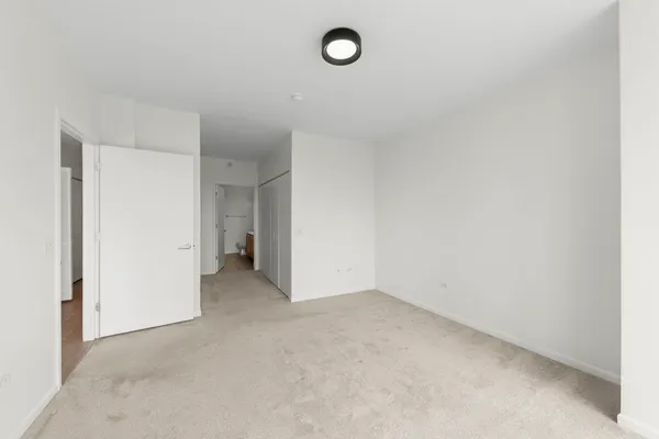 $524,999 | 645 North Kingsbury Street, Unit 2202, Chicago, IL 60654