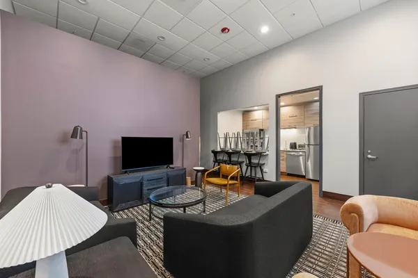 $524,999 | 645 North Kingsbury Street, Unit 2202, Chicago, IL 60654
