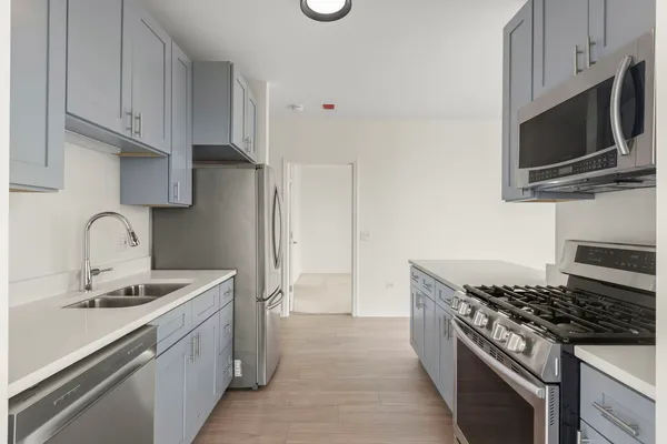 $524,999 | 645 North Kingsbury Street, Unit 2202, Chicago, IL 60654