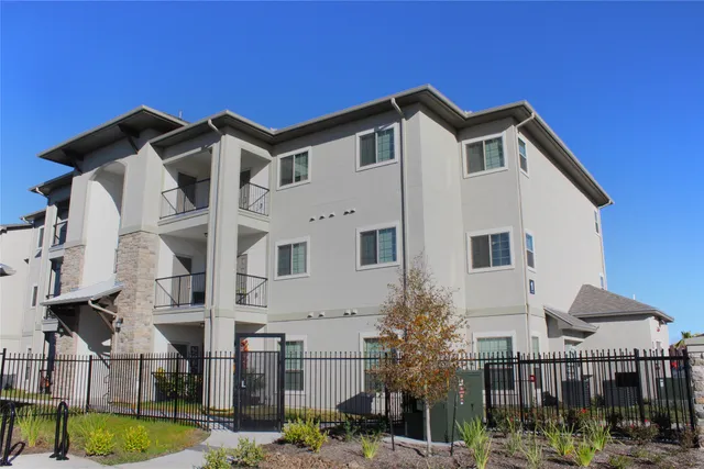 $757 | 14838 Northwest Boulevard, Corpus Christi, TX 78410