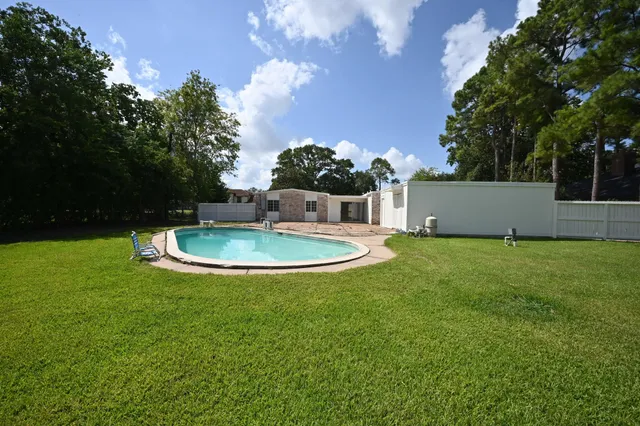 $3,500 | 14420 Westway Lane, Houston, TX 77077