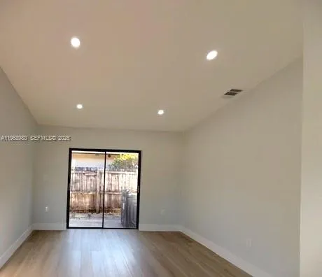 $3,100 | 250 Southwest 78th Avenue, Miami, FL 33144