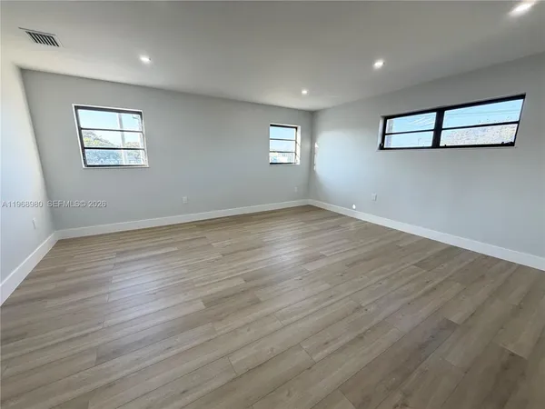$3,100 | 250 Southwest 78th Avenue, Miami, FL 33144