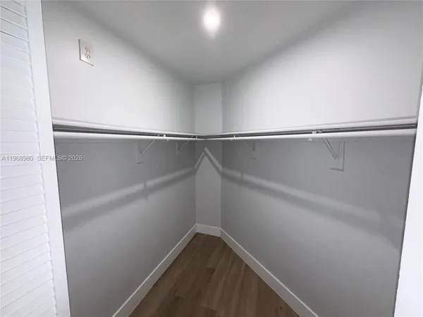 $3,100 | 250 Southwest 78th Avenue, Miami, FL 33144