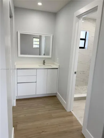 $3,100 | 250 Southwest 78th Avenue, Miami, FL 33144